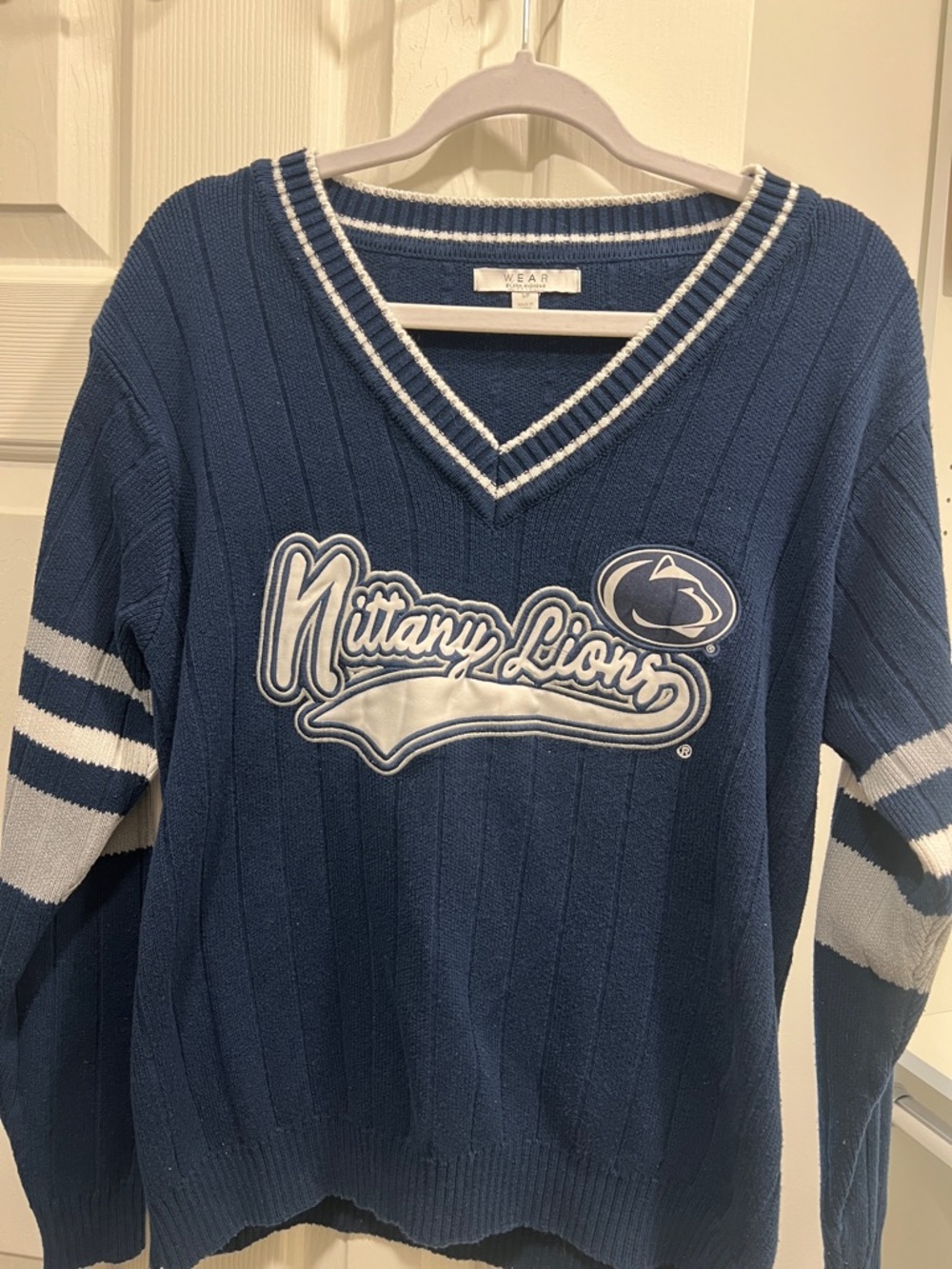 Penn State Nittany Lions Women's Navy V-Neck Sweater